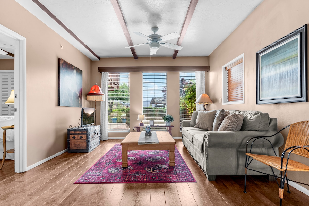 Cathedral Hideaway Apartment